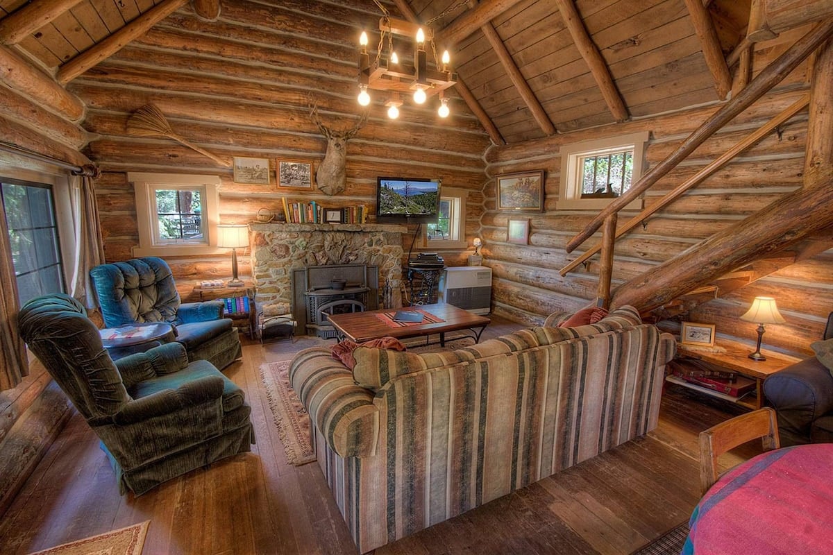 Browse our Lake Tahoe cabin vacation rentals