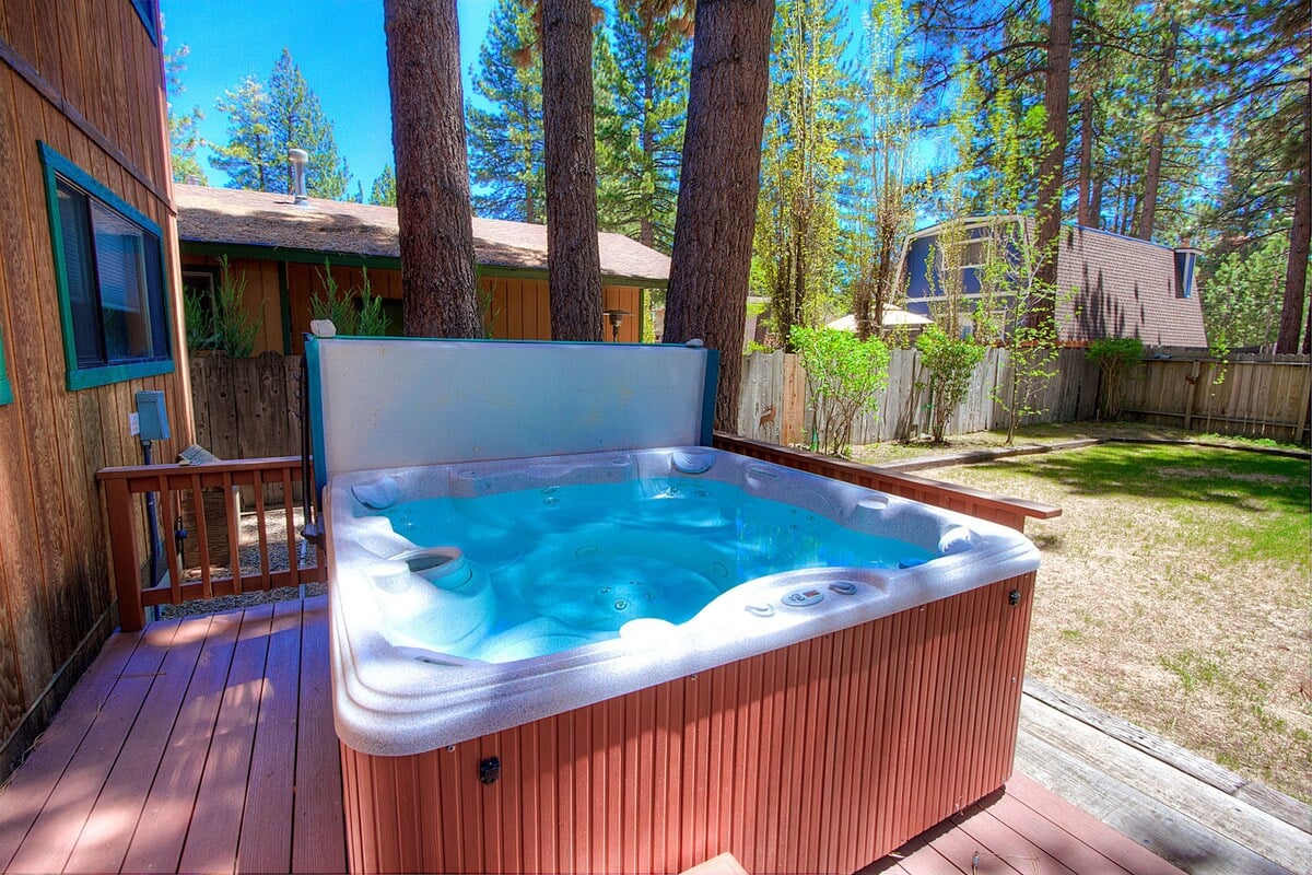 View our Lake Tahoe rentals with a hot tub