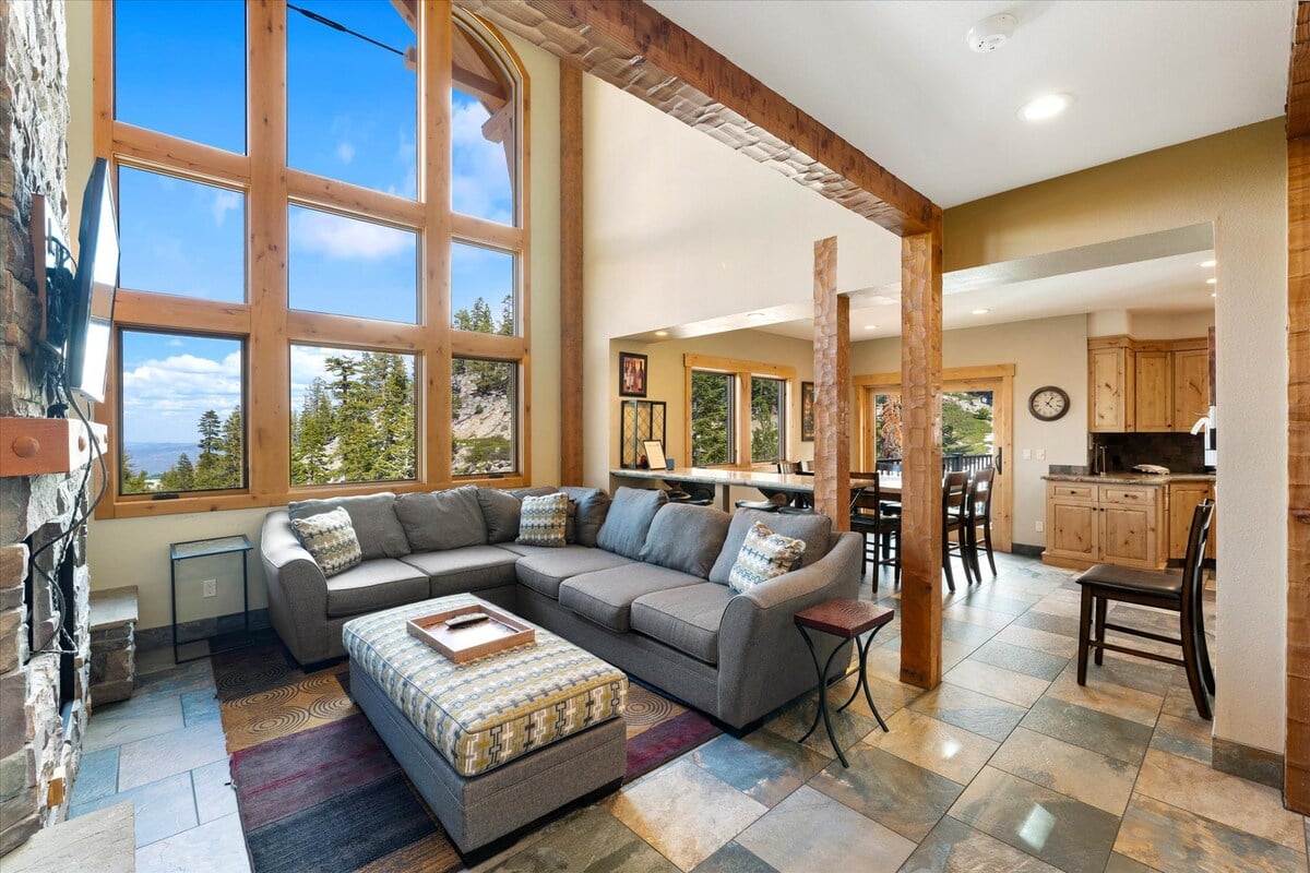 View our large group vacation rentals in Lake Tahoe