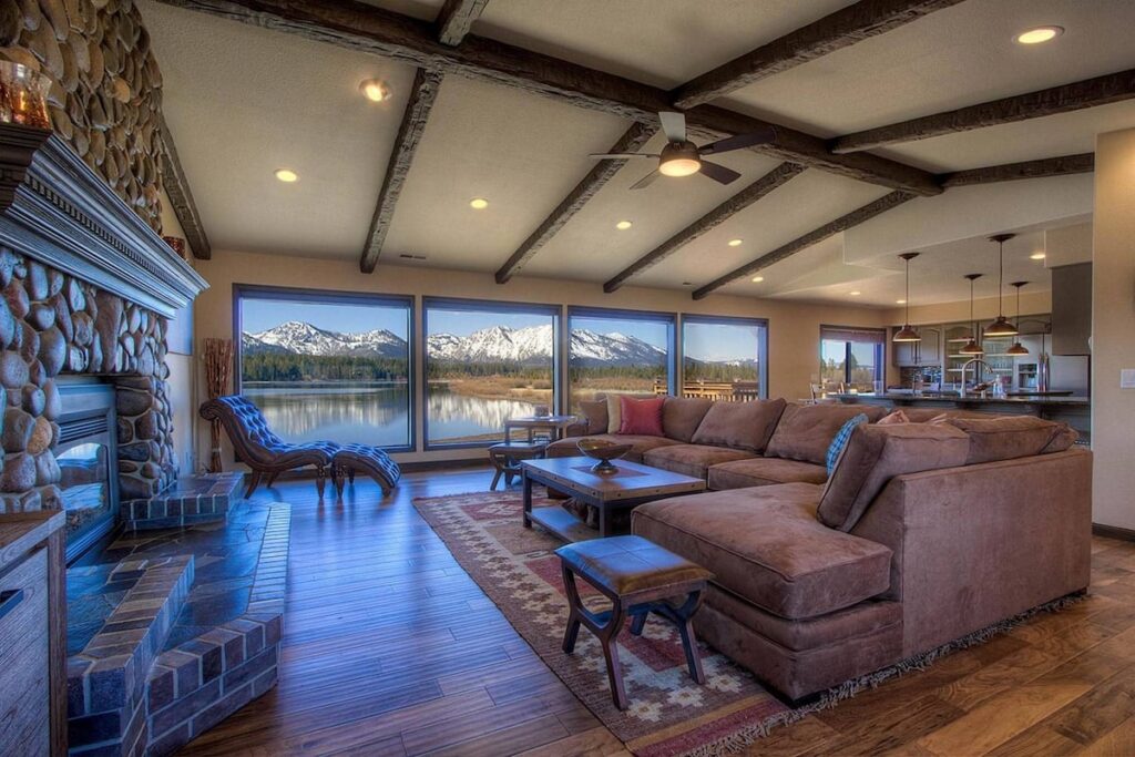 Living room in one of our Lake Tahoe weekend rentals